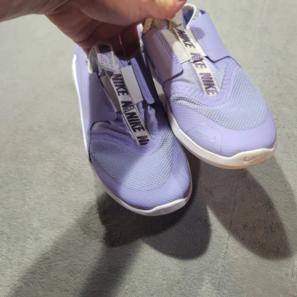 Nike Flex Runner Kids Unisex Size 2Y Lilac Purple Slip On Sneakers AT4665-501